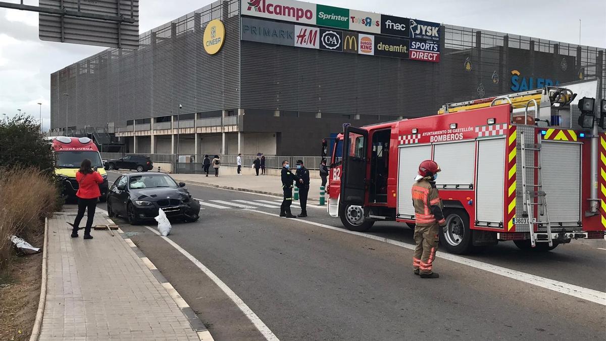 Imagen del accidente producido en las inmediaciones del Centro Comercial Salera.