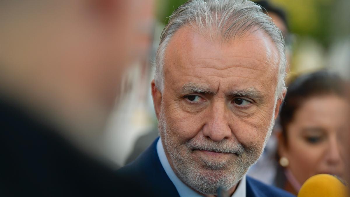 Ángel Víctor Torres.