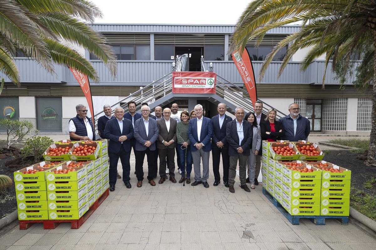 SPAR Gran Canaria garantiza la comercialización de 500 toneladas de tomate de La Aldea