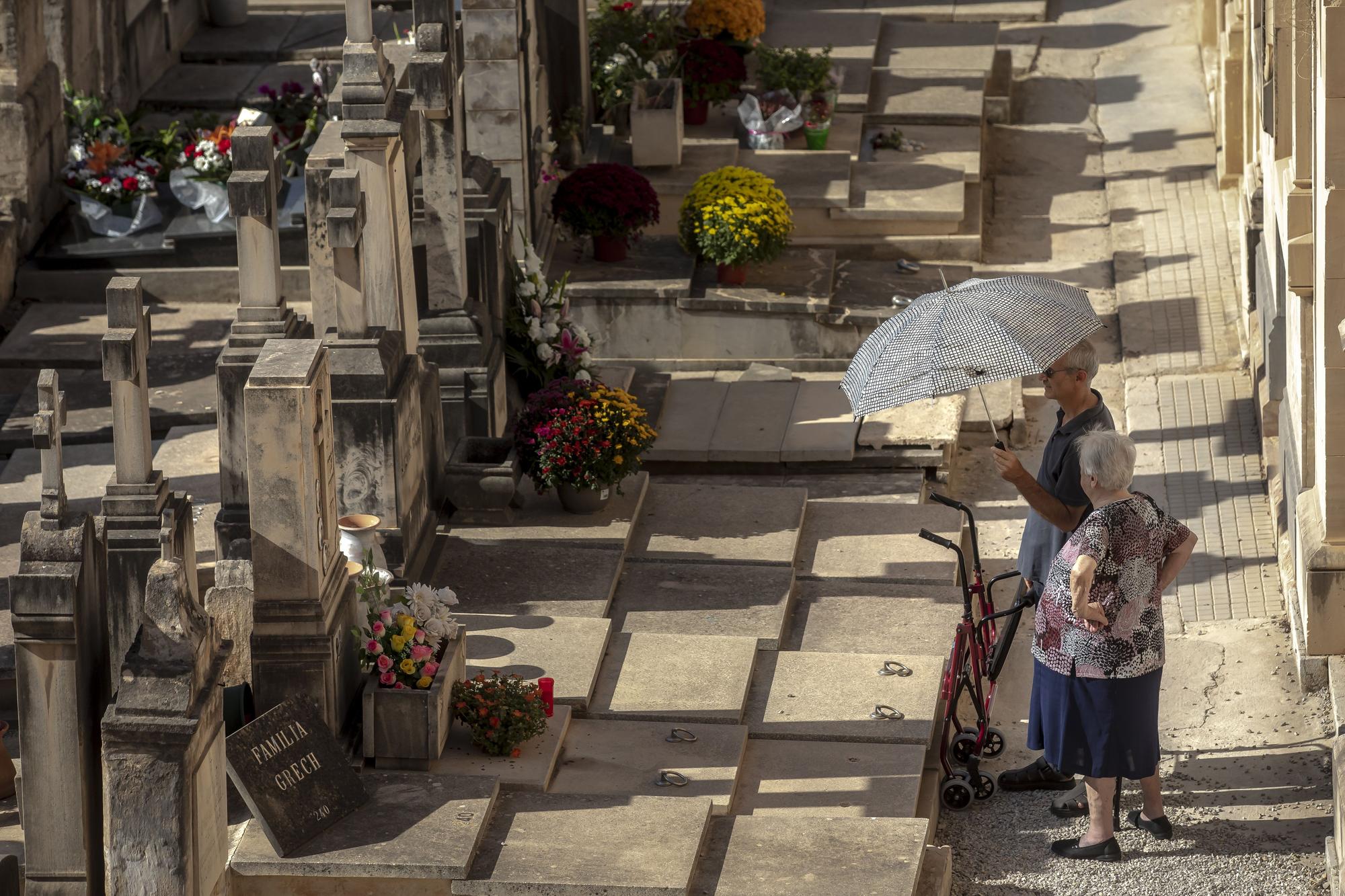 Tots Sants en el cementerio de Palma