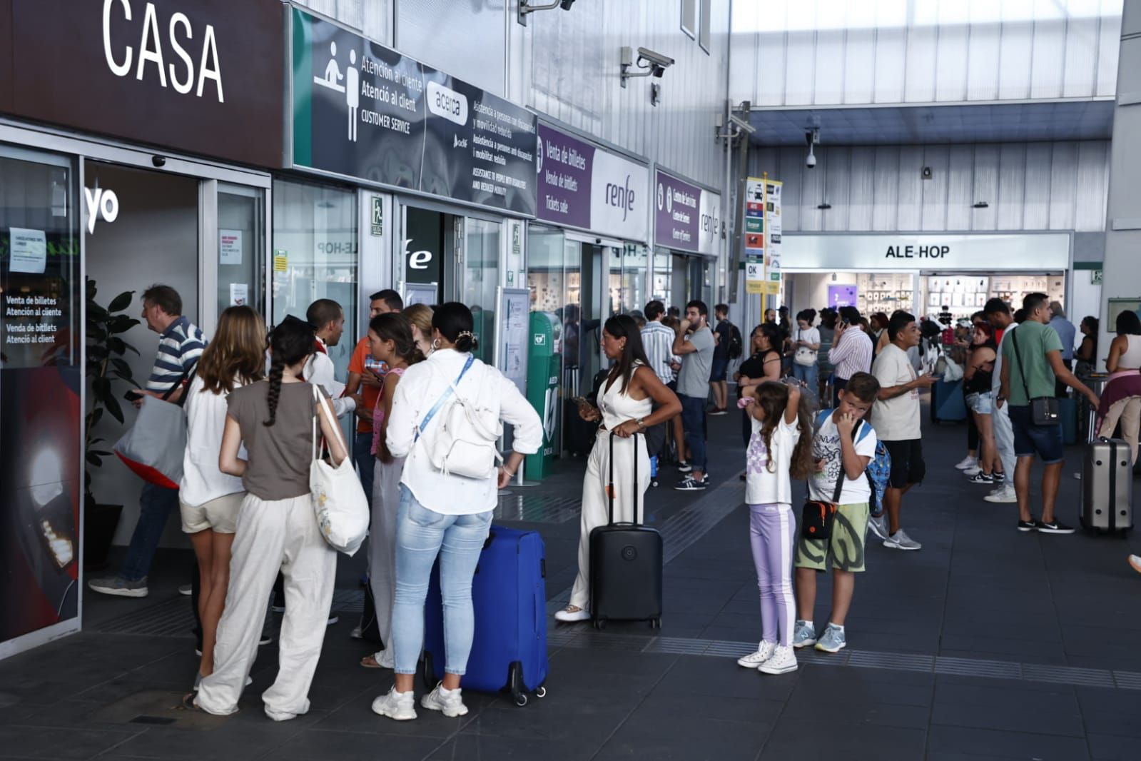 Colapso en Joaquín Sorolla tras paralizar la circulación de los AVE