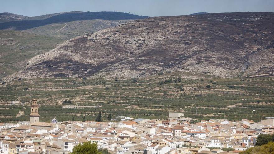 L’incendi de Begís en fase d’estabilització, amb tornada a casa de desallotjats