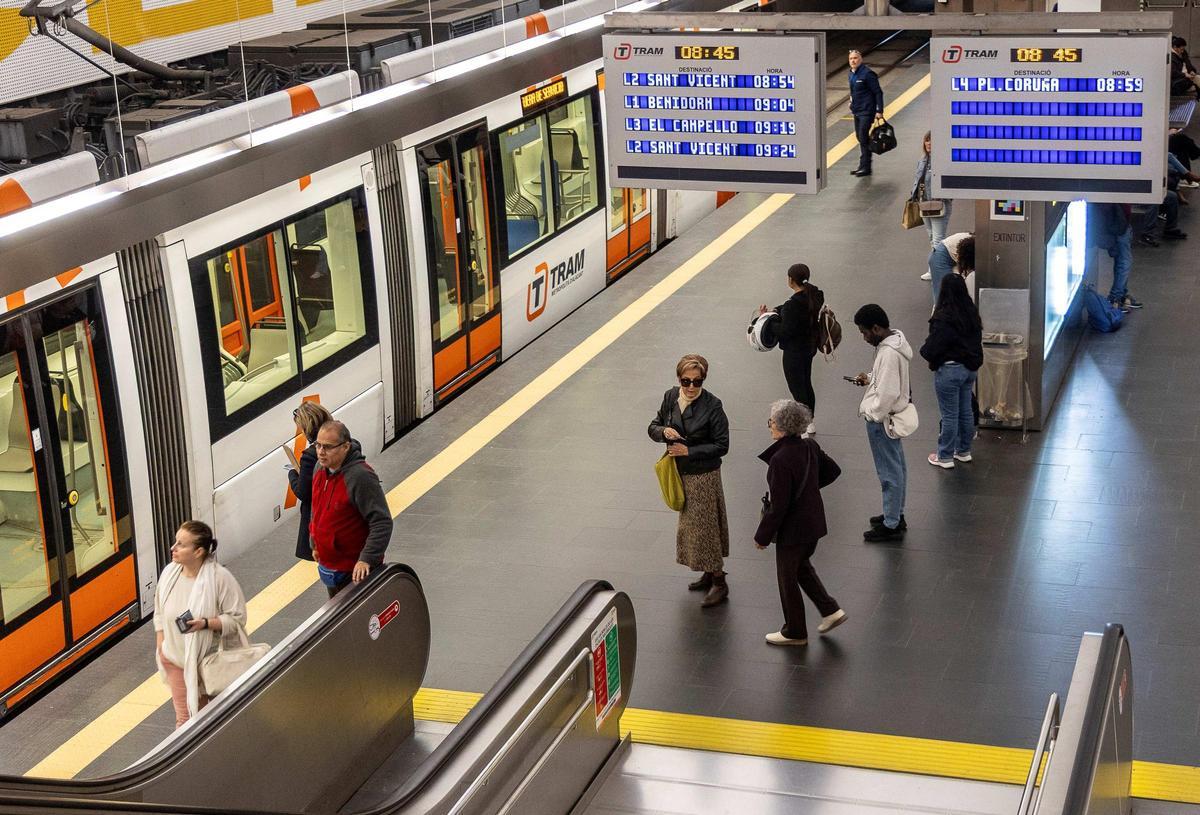 Aspecto del TRAM en la última convocatoria de huelga.
