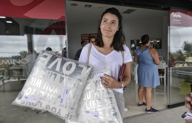 STA. Mª DE GUÍA A 12/06/2017. Tienda de Muebles Atlántico Norte. FOTO: J.PÉREZ CURBELO