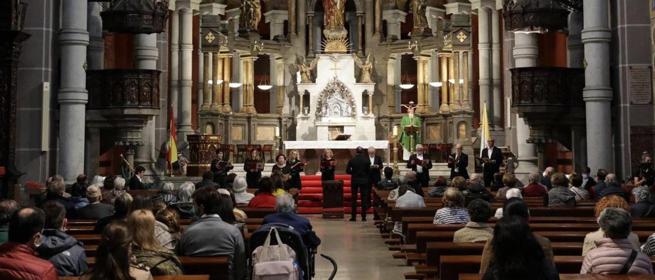 Vista general de la Basílica del Sagrado Corazón durante el concierto de ayer. | Juan Plaza