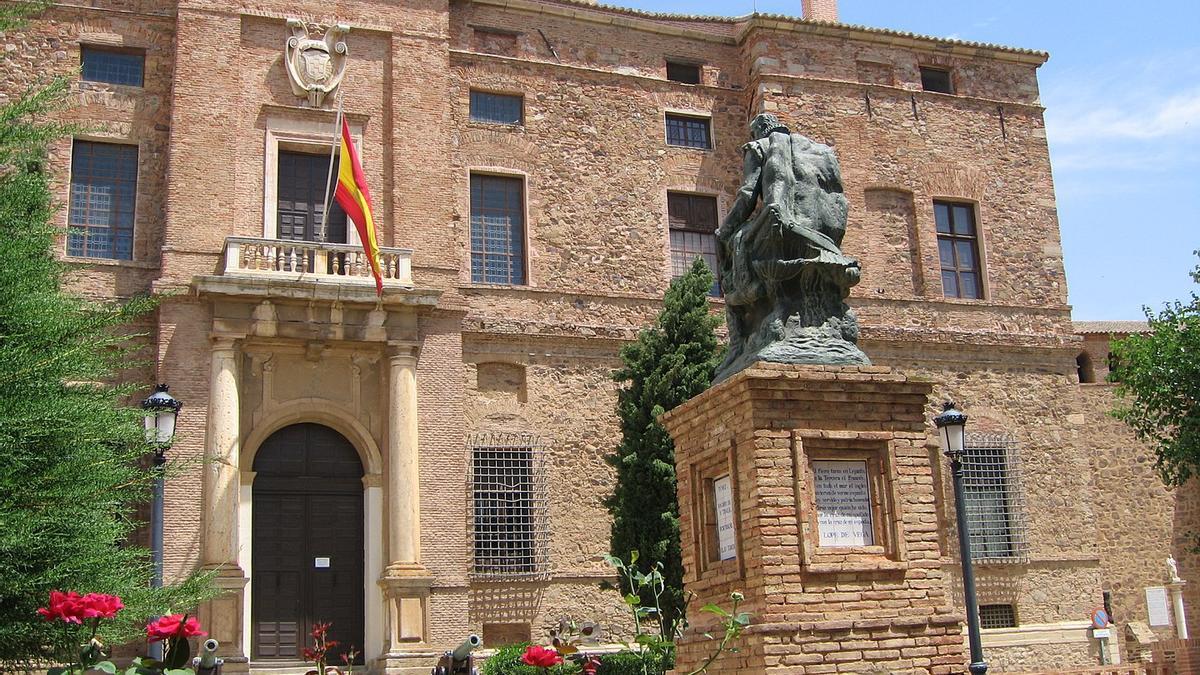 Un palacio renacentista en mitad de La Mancha