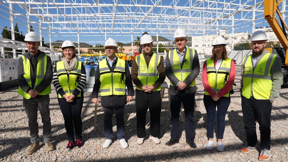 Visita a las obras del nuevo polideportivo de Figueretes