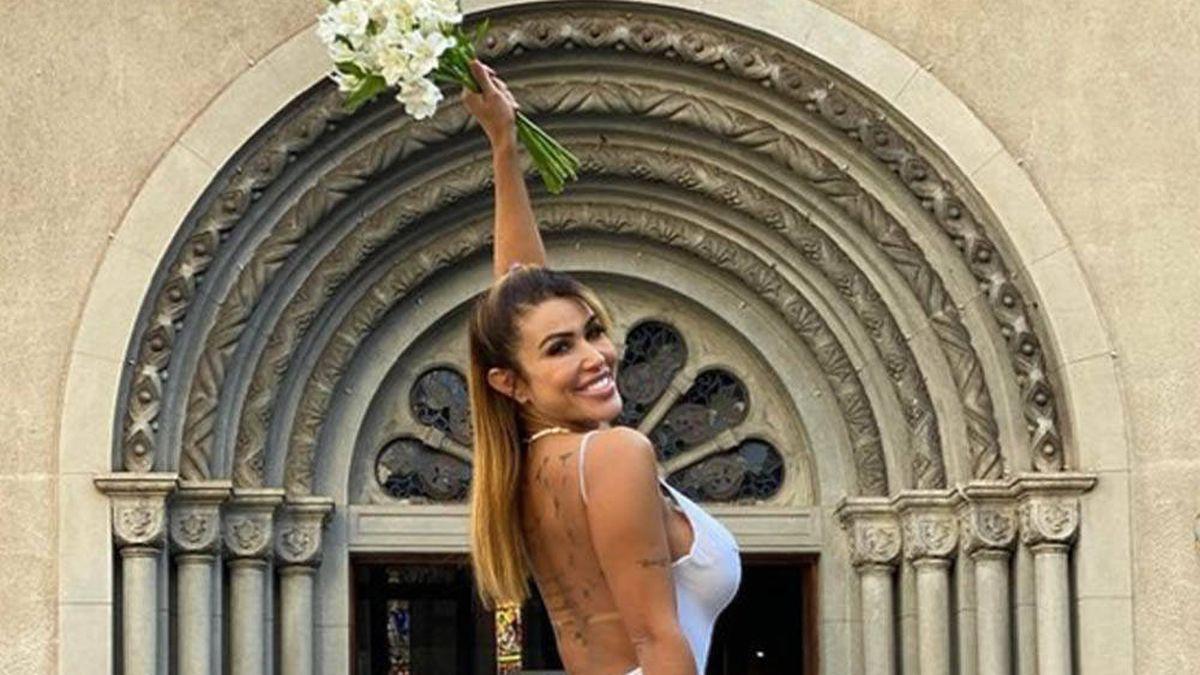 La modelo brasileña que se casó consigo misma quiere divorciarse