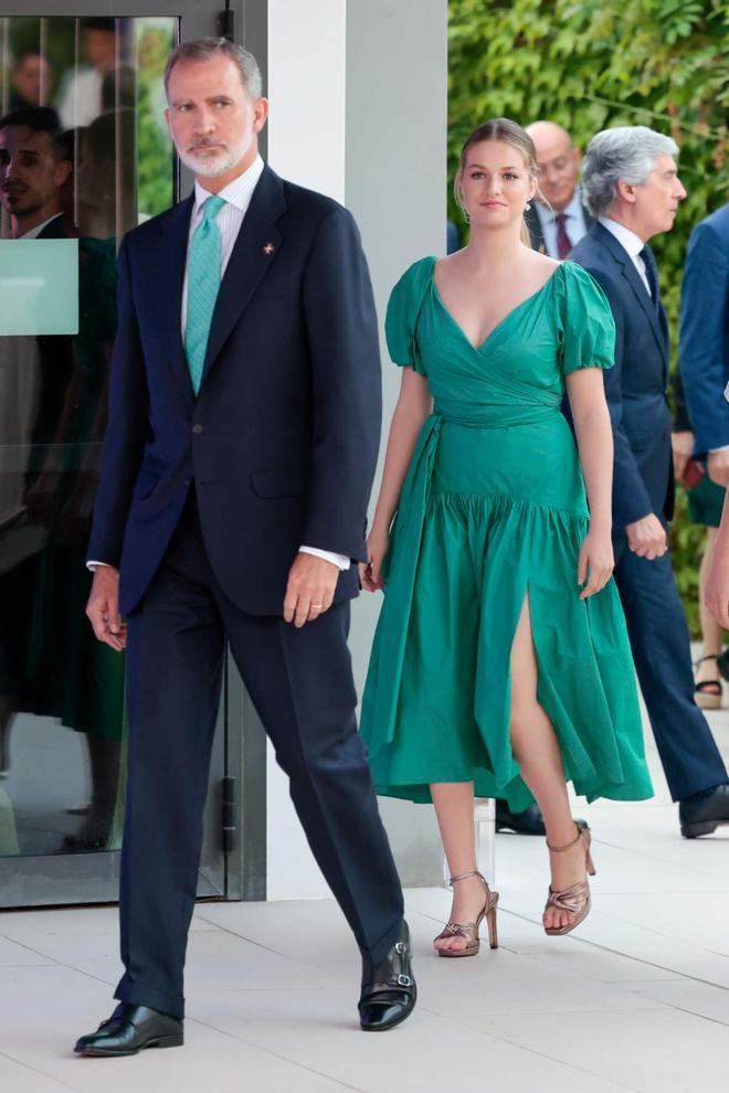 La princesa Leonor y el rey Felipe en los Premios Princesa de Girona 2023