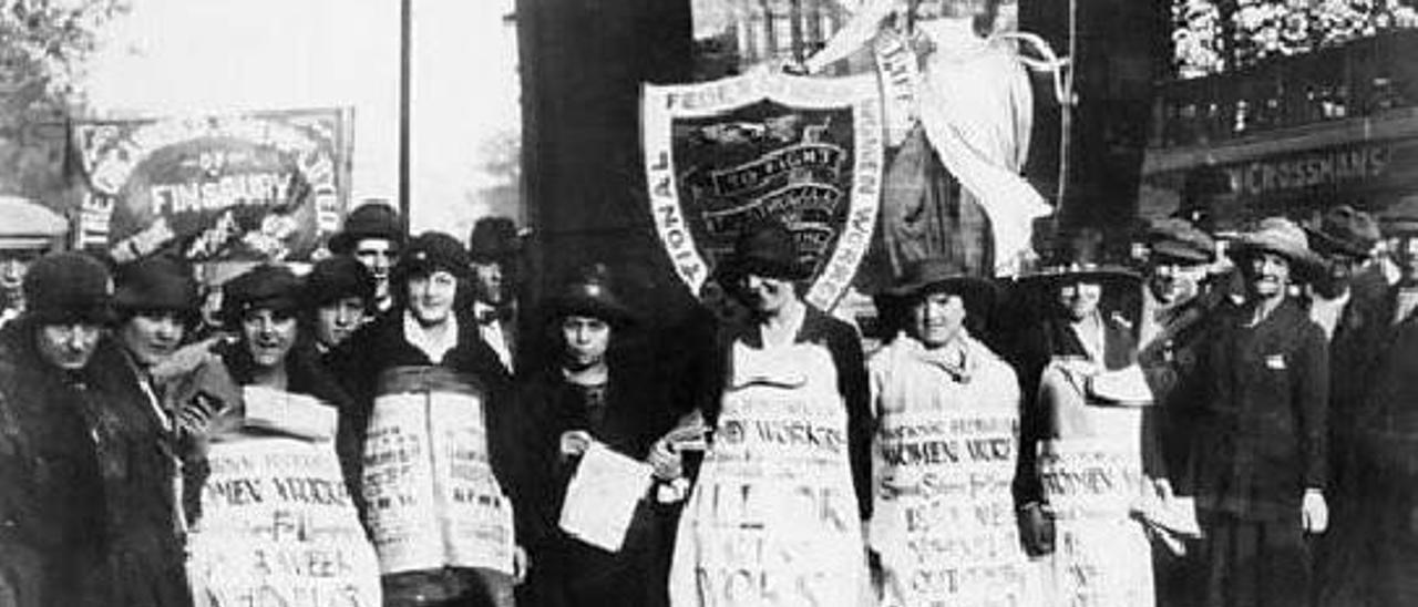 Manifestación por los derechos de la mujer en el siglo XIX.