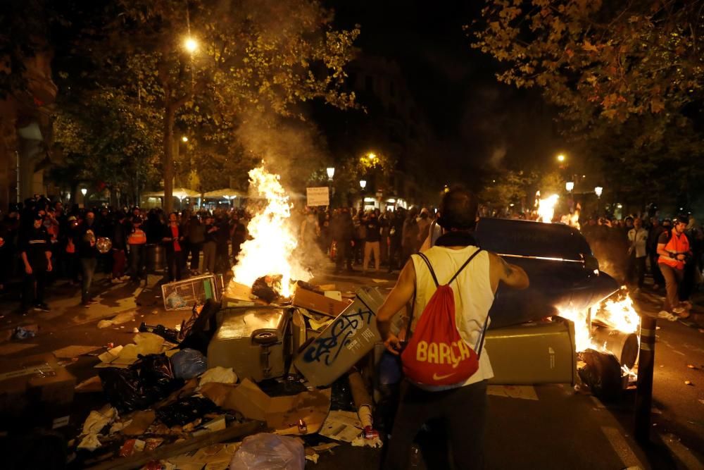 Nueva noche de disturbios en Barcelo