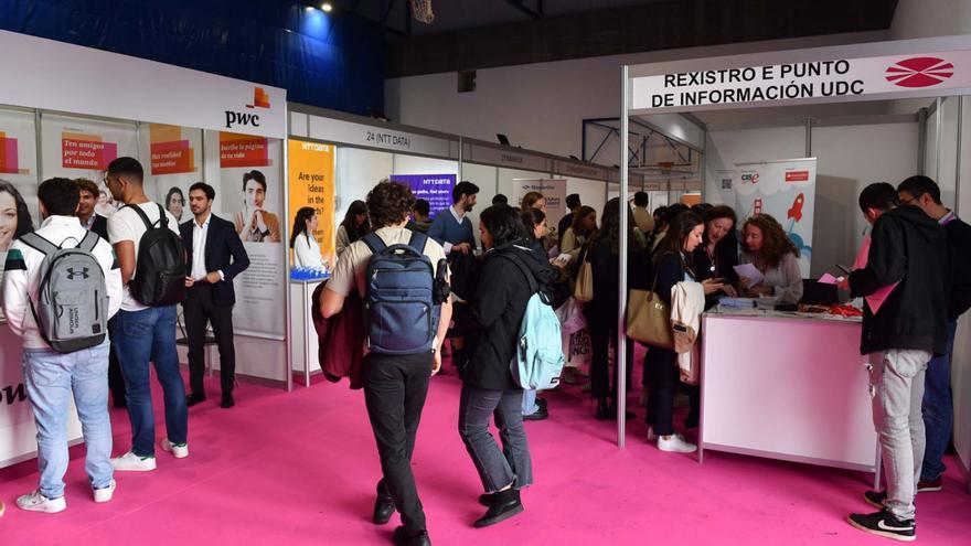 Feria del empleo en la Universidade da Coruña (UDC). |   // VÍCTOR ECHAVE