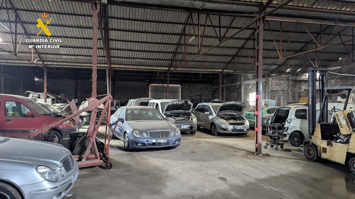 El taller se encontraba en el interior de una nave.