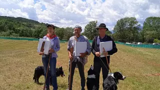 Un pastor d'Ares del Maestrat guanya el concurs de gossos de rabera en França