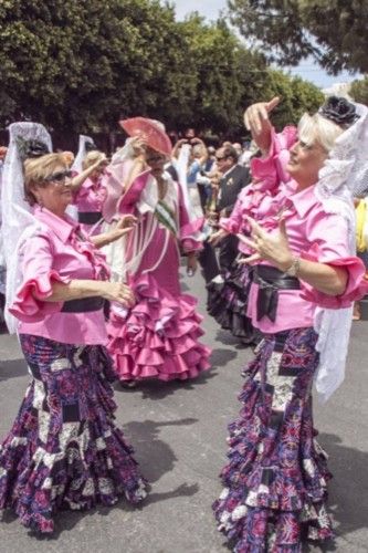 El desfile ecuestre toma el Real de Torrevieja