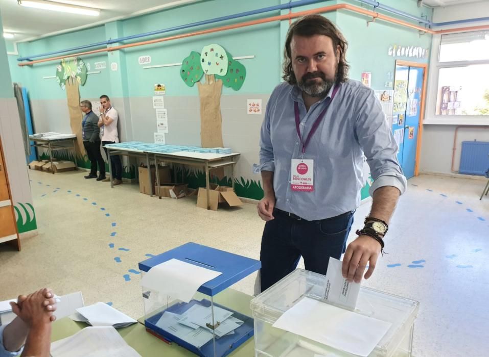 Las fotos de las elecciones municipales y europeas en Vigo el 26 de mayo.