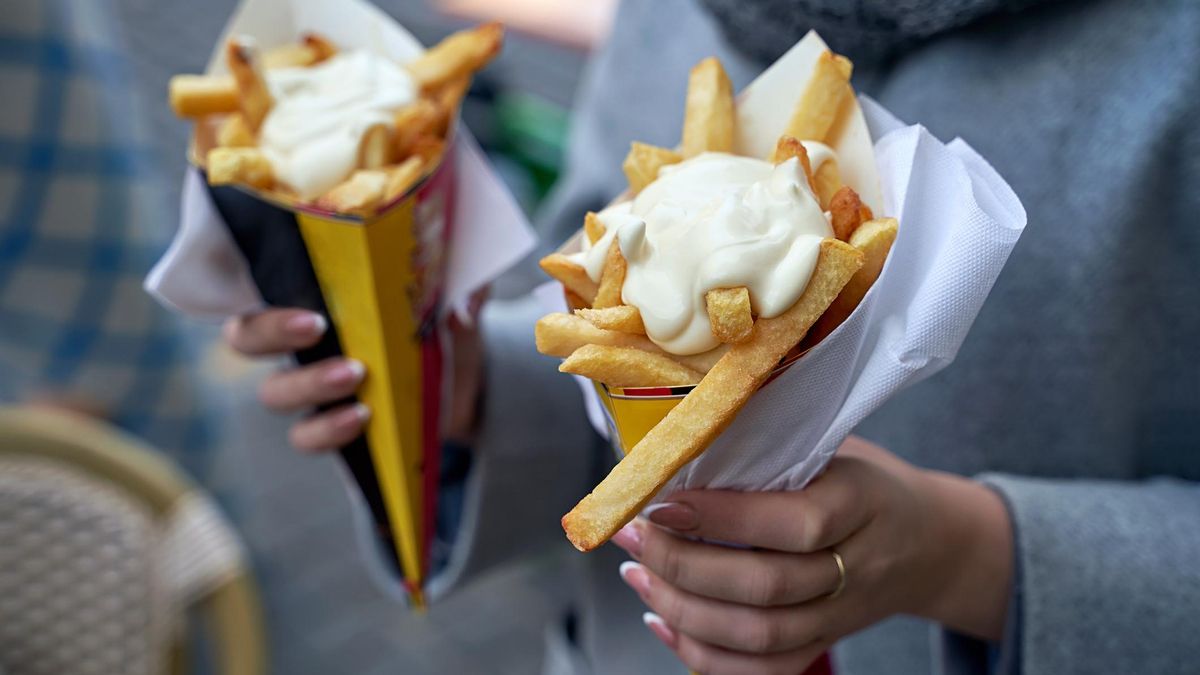 Ni cerveza, ni chocolate: Bruselas estrena museo dedicado a su alimento más popular muy cerca del Manneken Pis