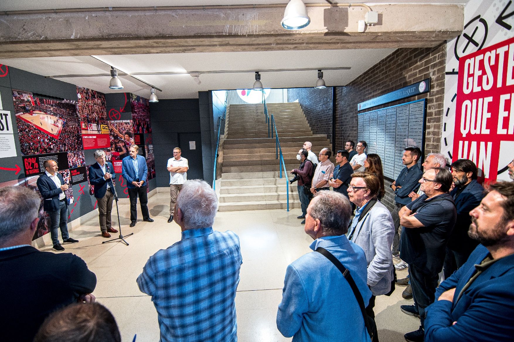 S'inaugura al Nou Congost una exposició permanent sobre la història del Bàsquet Manresa i la consecució de la Lliga ACB fa 25 anys