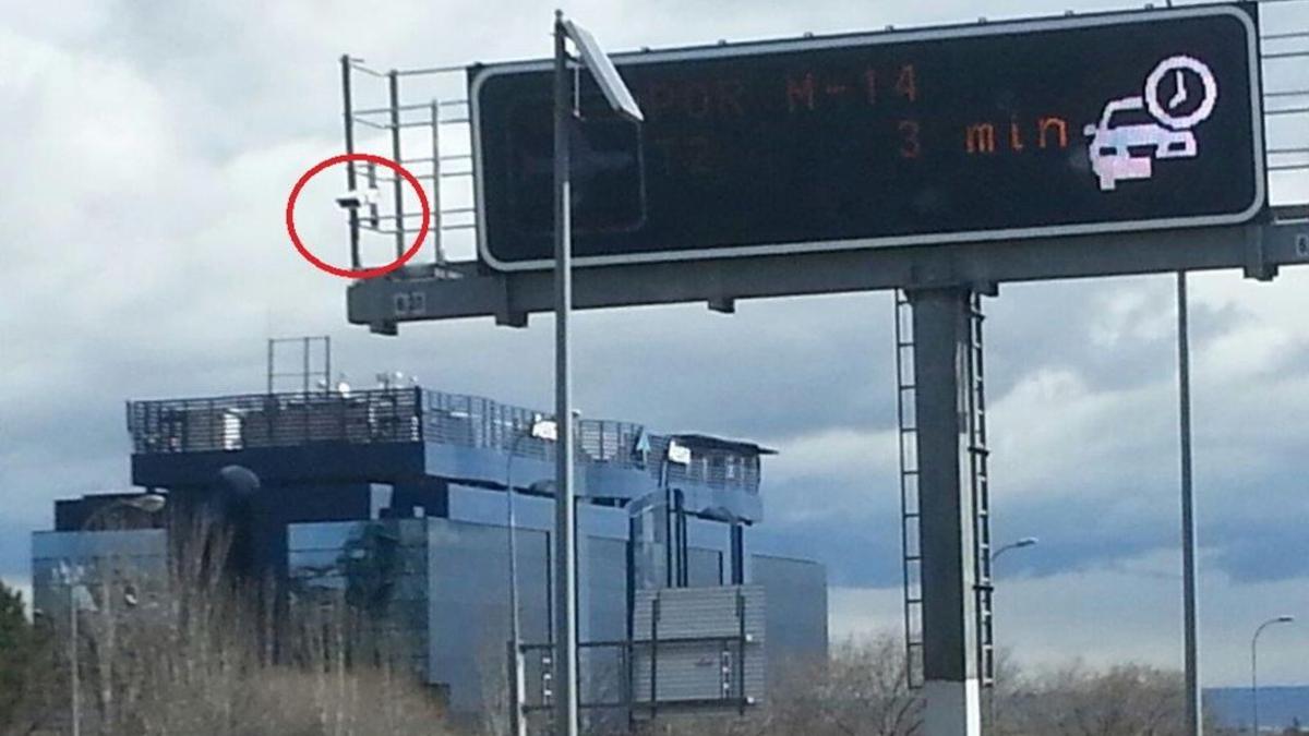 La DGT está probando tres cámaras ubicadas en carreteras que vigilan el uso del cinturón de seguridad.