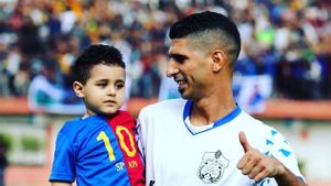La guerra de Gaza enterra el futbol: «Vaig recuperar les samarretes del Barça dels meus fills després de rescatar-los de la runa»