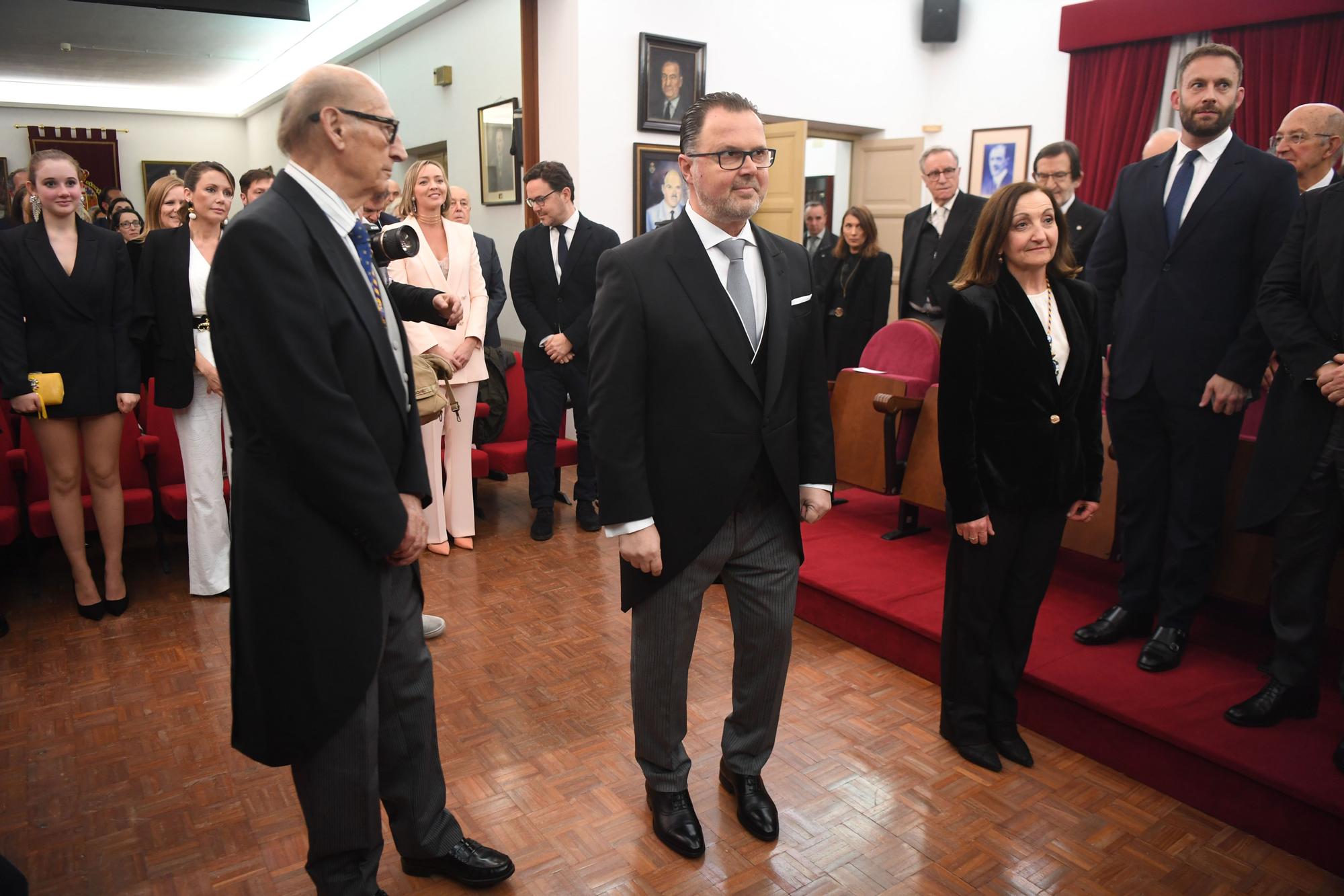 Ingreso de Federico Martinón en la Real Academia de Medicina de Galicia