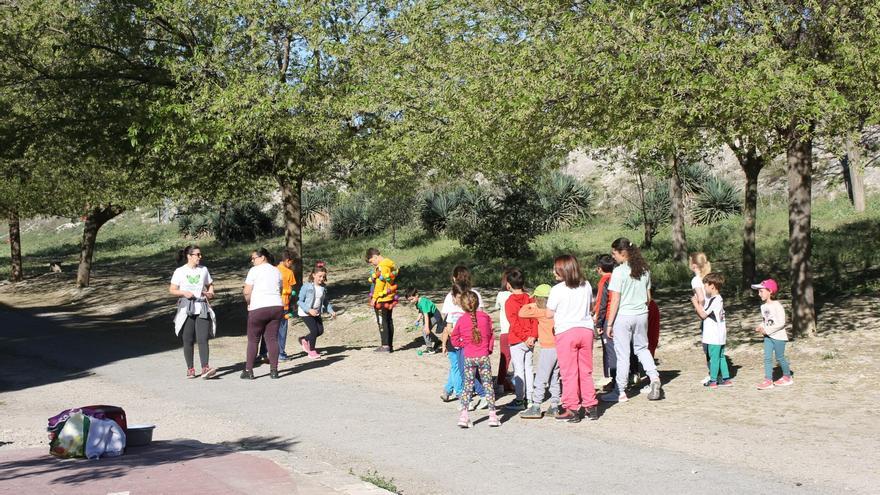 150 niños participarán en los campamentos urbanos de naturaleza de Lucena