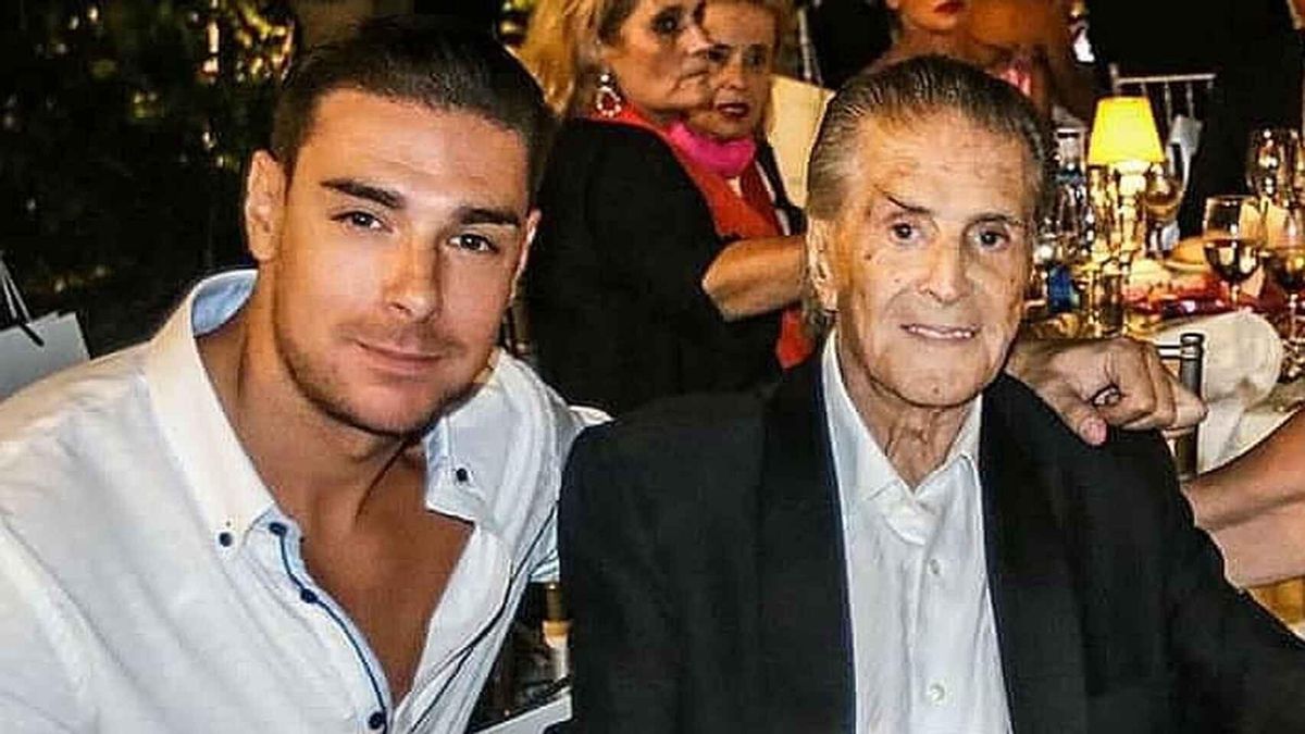 Jacobo Ostos, a l’anunciar la mort del seu pare, Jaime Ostos: «Ell estava molt bé però eren gairebé 91 anys» Jacobo Ostos, a l’anunciar la mort del seu pare, Jaime Ostos: «Ell estava molt bé però eren gairebé 91 anys»