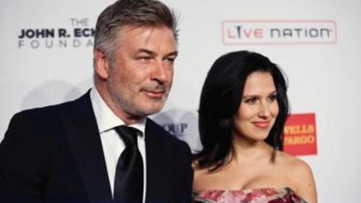 Hilaria Baldwin, junto a su marido Alec. | REUTERS