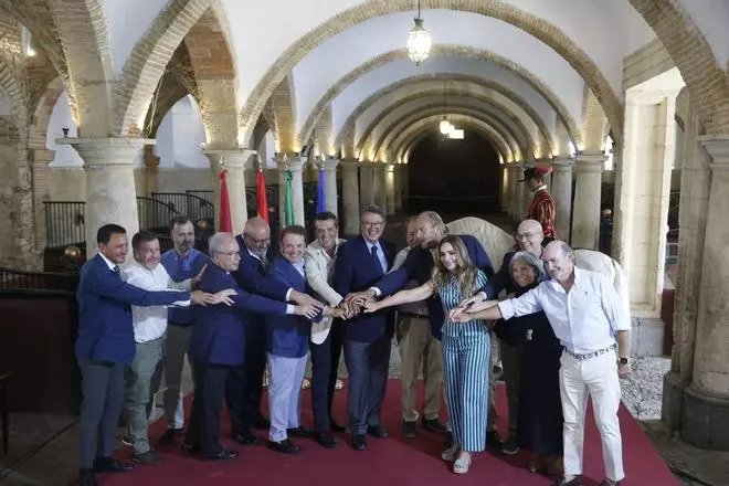 El Ayuntamiento y Córdoba Ecuestre firman la cesión de Caballerizas