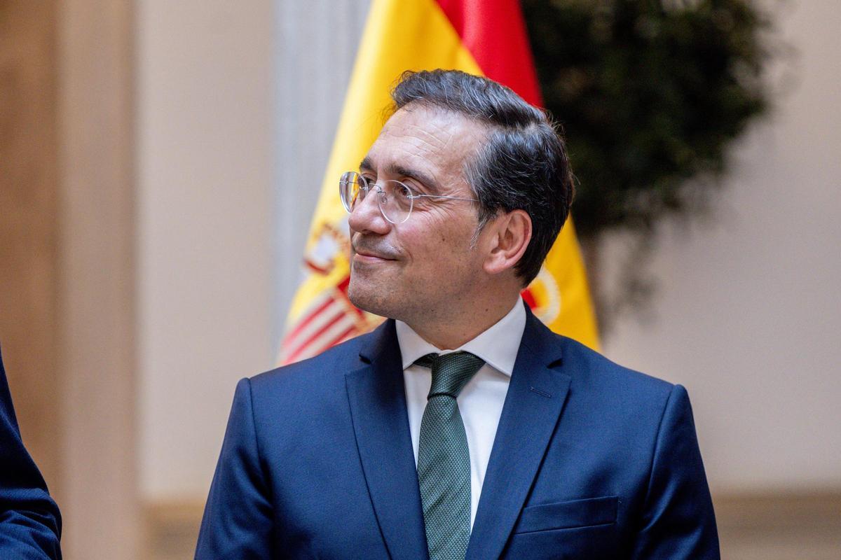 Albares planta el Senat per la crisi de Ceuta i el PP estudia mesures davant les absències dels ministres