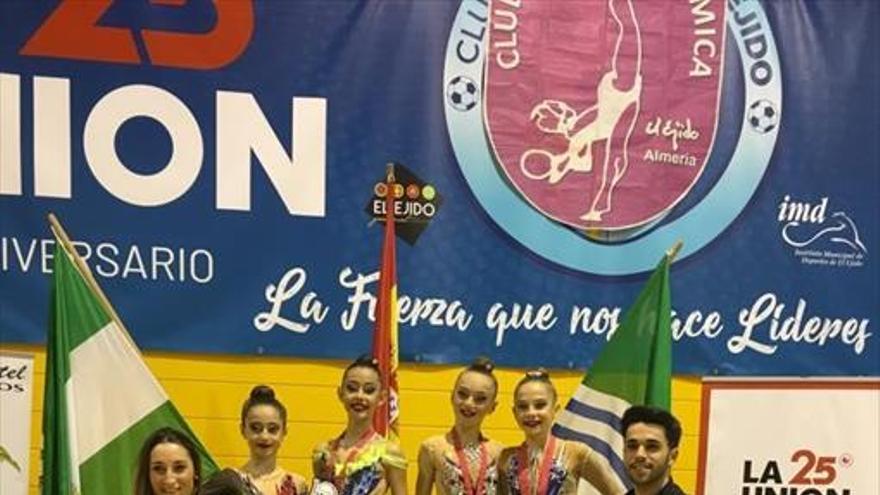 Éxito de las gimnastas cacereñas en El Ejido