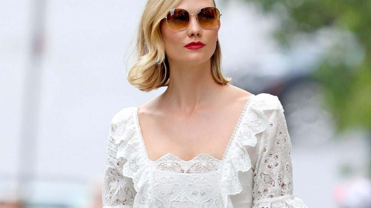 Todas las prendas que necesitas este verano las ha llevado Karlie Kloss en un mismo look