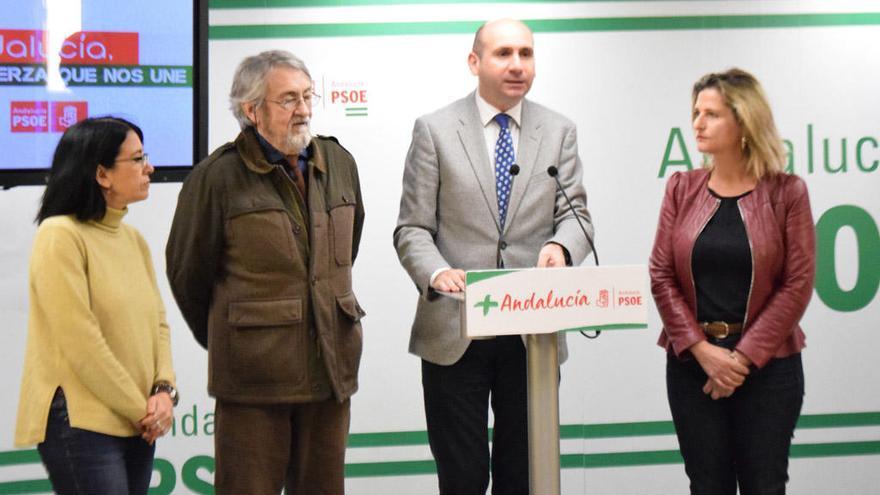 Carlos de Mesa, Francisco Conejo y Lorena Doña.