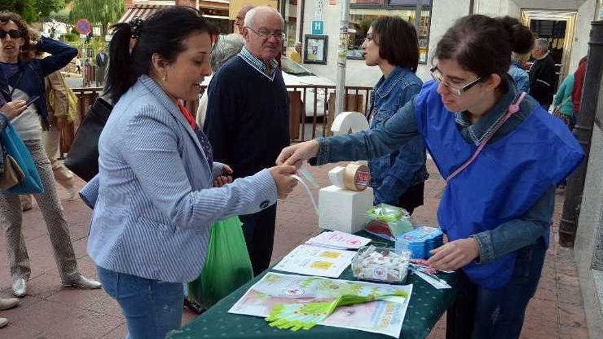 Numerosas personas colaboraron con AFA Benavente.