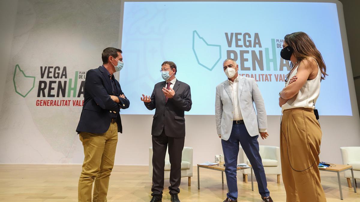 Presentación Plan Vega Renhace en Almoradí hace unos días