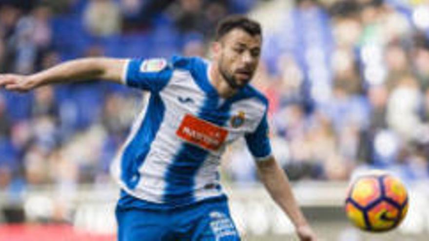 Espanyol y Villarreal cierran el traspaso de Javi Fuego