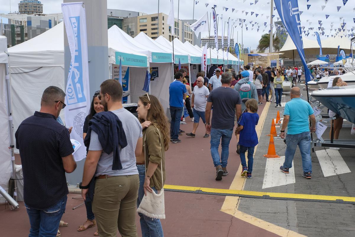 Zona de stands comerciales de la Feria Internacional del Mar (Fimar).