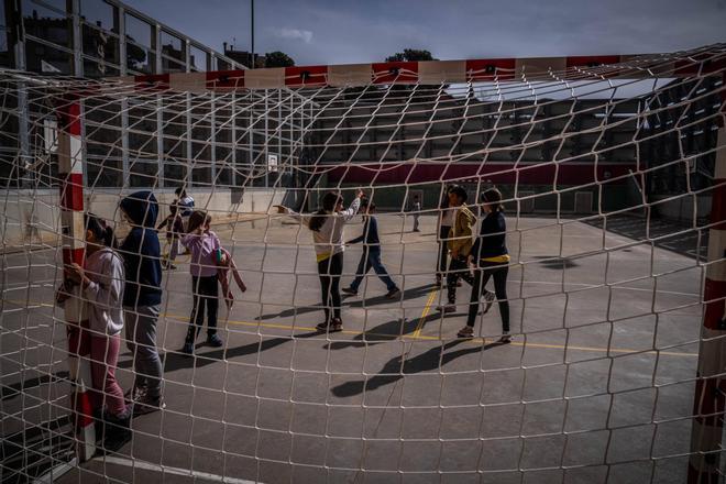 Los alumnos catalanes acaban la ESO con un nivel insuficiente de inglés pese a llevar 10 años estudiándolo en la escuela