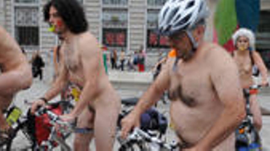 Los nudistas no quieren &quot;guetos&quot;