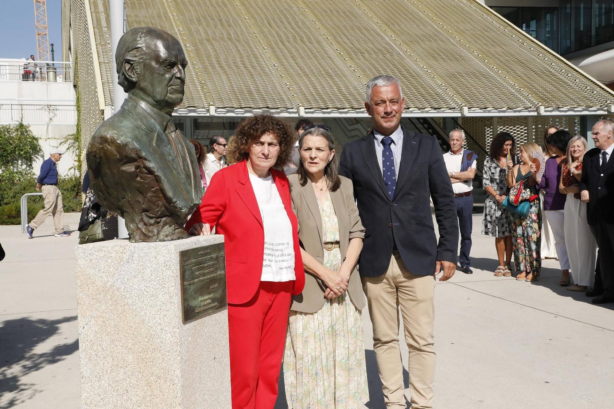 Descubrimiento del busto en homenaje a Ramón Castromil Ventureira