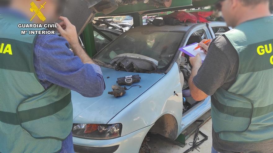 Desguace inspeccionado por la Guardia Civil en la Vega Baja