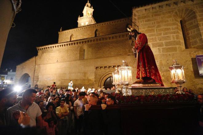 Vía crucis del Prendimiento, en imágenes