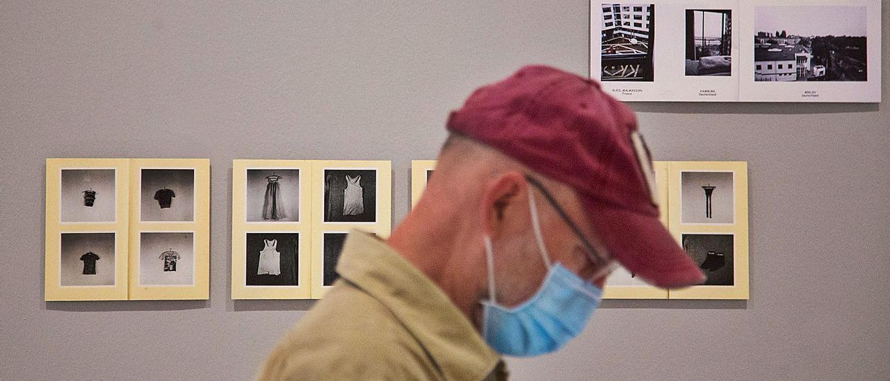 Exposición en el MACA con libros de artistas de la colección  de la Universitat Politècnica de València.