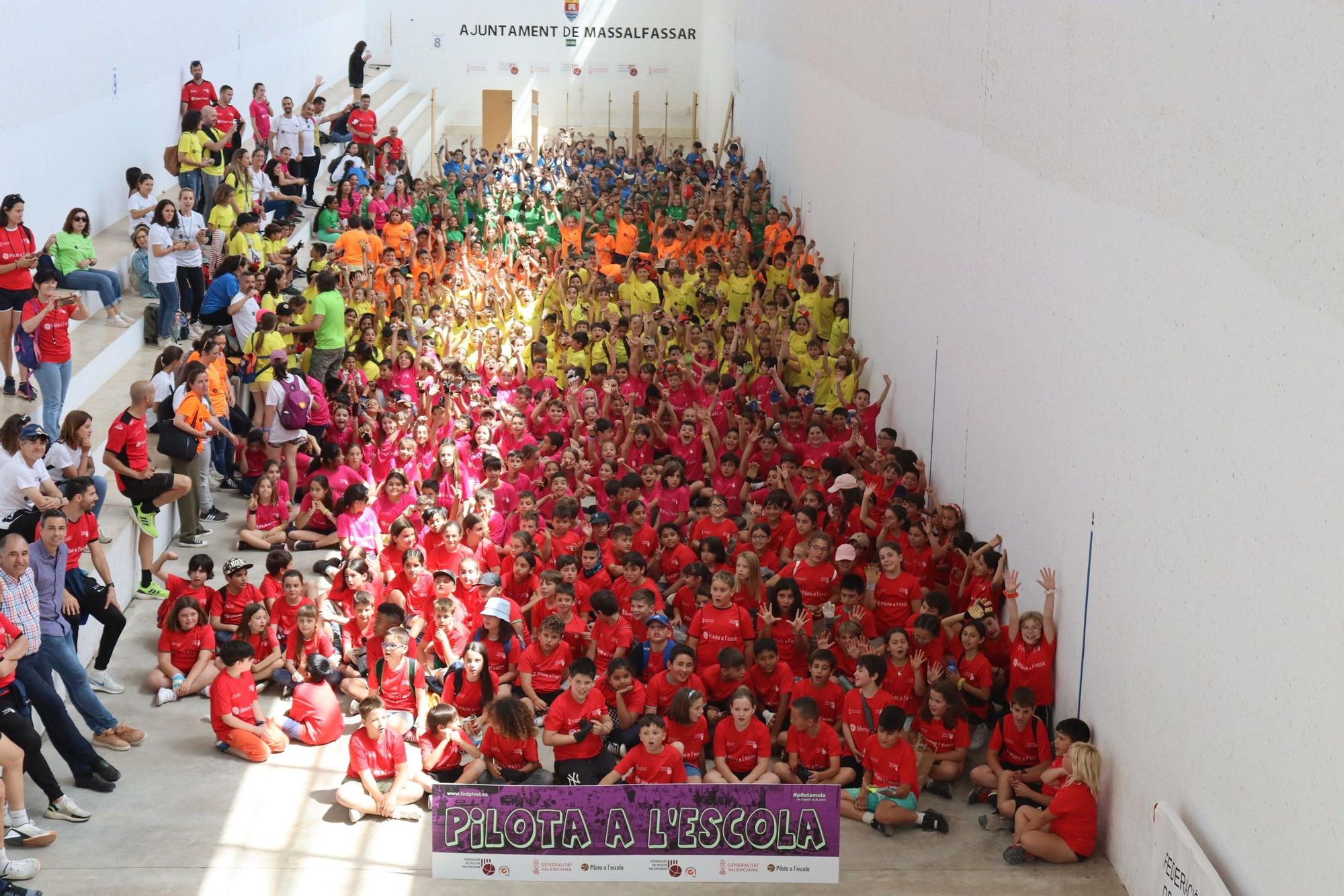 Trobada de Primària de Pilota a l'Escola en Massalfassar