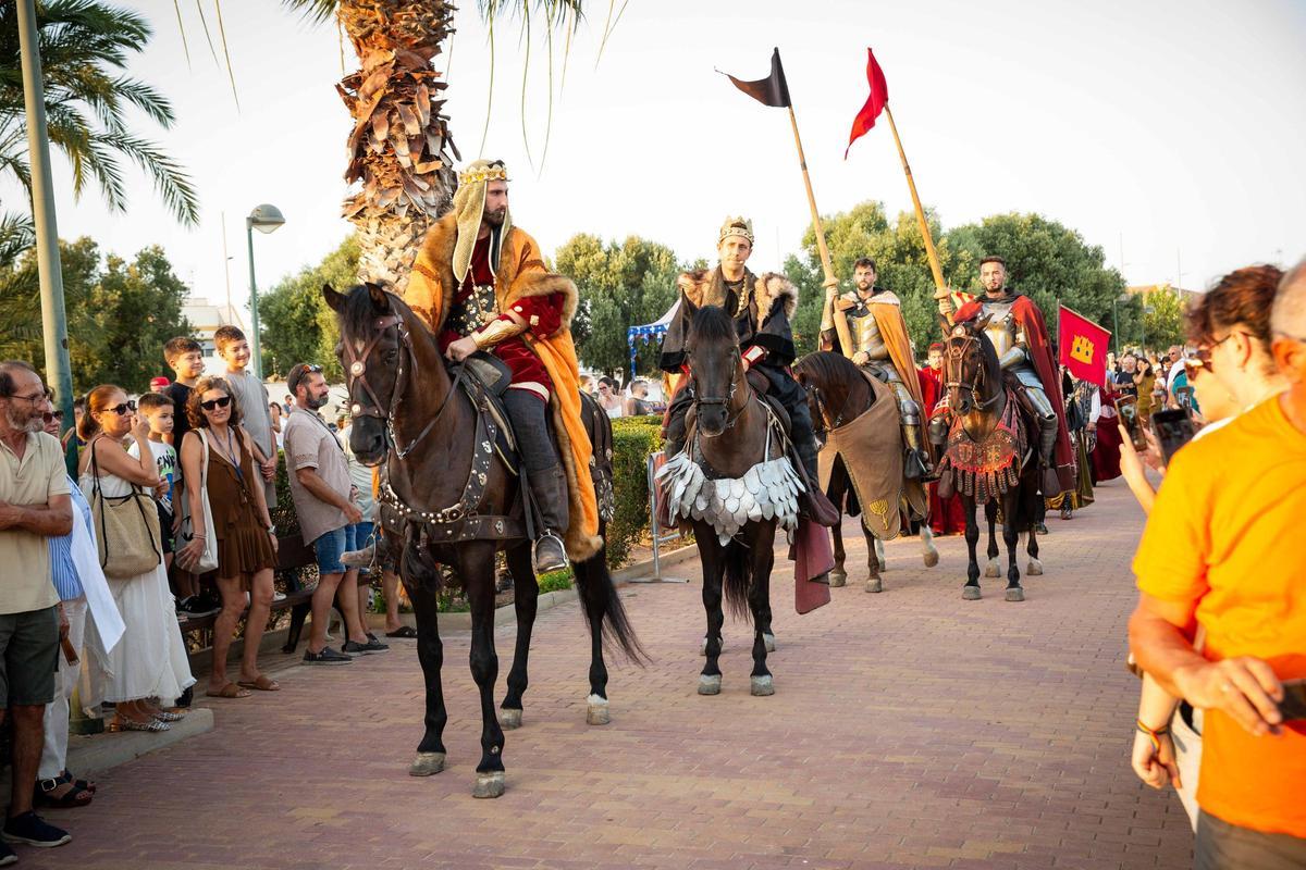 Las mejores imágenes de la recreación de la sentencia de Torrellas y la inauguración del mojón que delimita la frontera entre los reinos de Castilla y Aragón