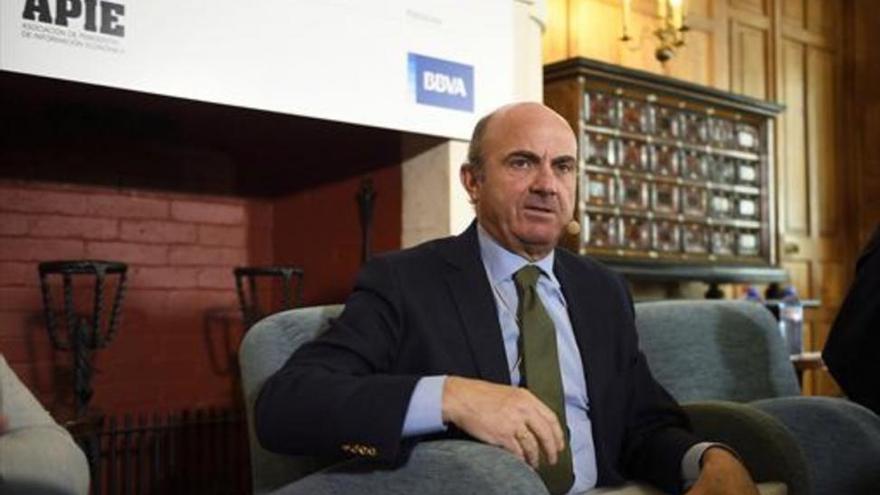 Guindos confirma la multa de 12 millones a Deloitte por Bankia