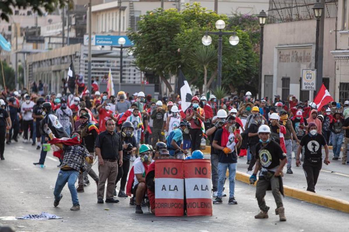 Enfrentamientos en Perú, contra la presidenta interina Dina Boluarte