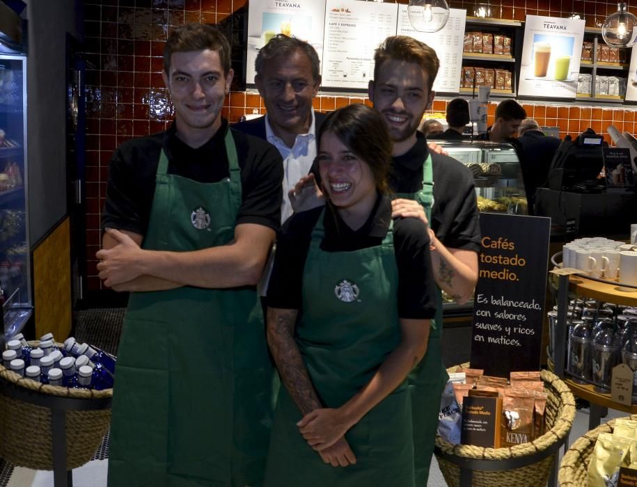 El primer Starbucks de Galicia abre en A Coruña