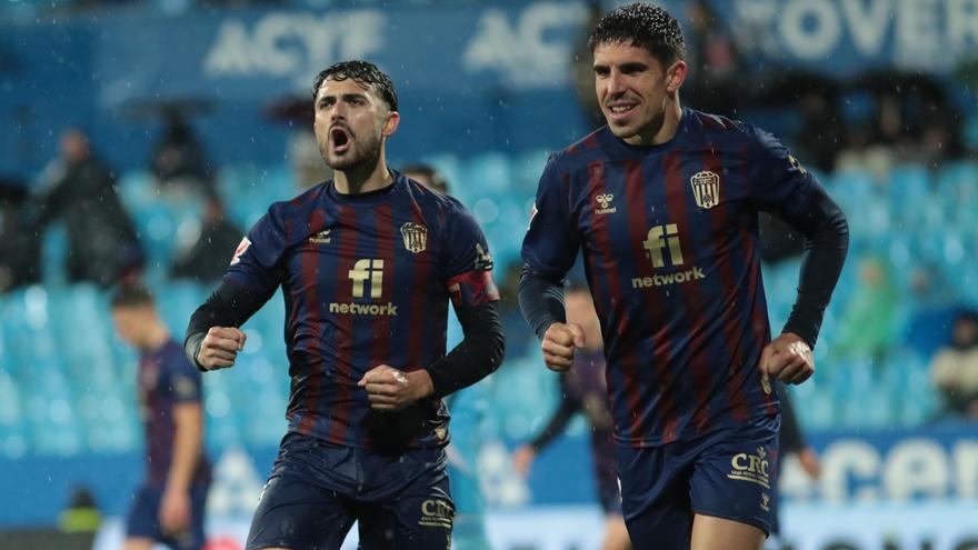 Zaragoza-Eldense: Zarpazo a la permanencia