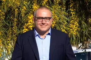 Pere Albó, en llibertat a disposició del jutge després de masturbar-se davant de menors a la piscina d'un hotel